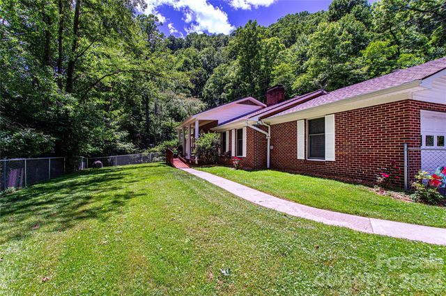 7835 US 23 Highway, Mars Hill, NC 28754