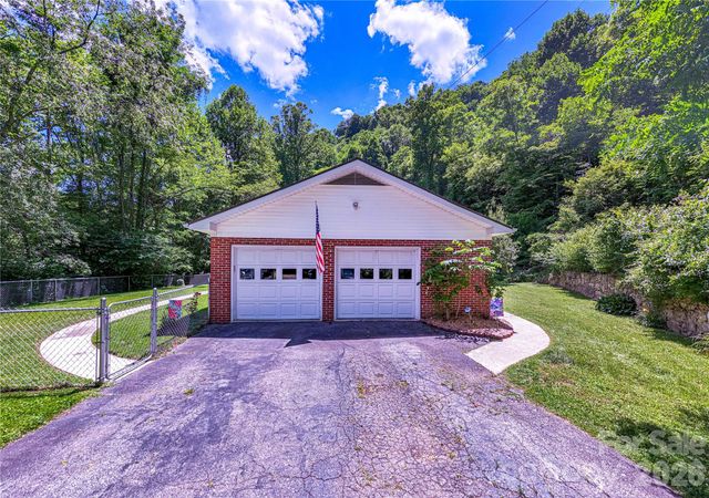 7835 US 23 Highway, Mars Hill, NC 28754