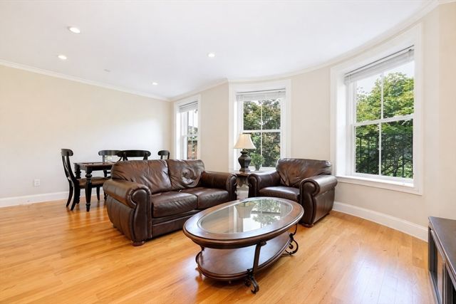 142 West Concord 3, Boston, MA 02118