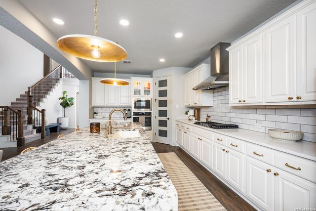 8527 Nichols Rain, Boerne, TX 78015