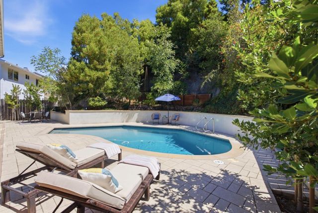 3239 Countryside Drive, San Mateo, CA 94403