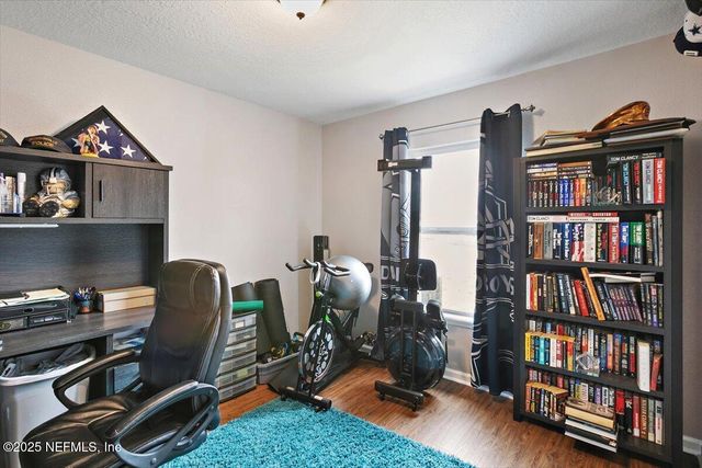 11233 REVOLUTIONARY Way, Jacksonville, FL 32221