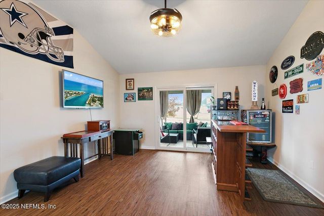 11233 REVOLUTIONARY Way, Jacksonville, FL 32221