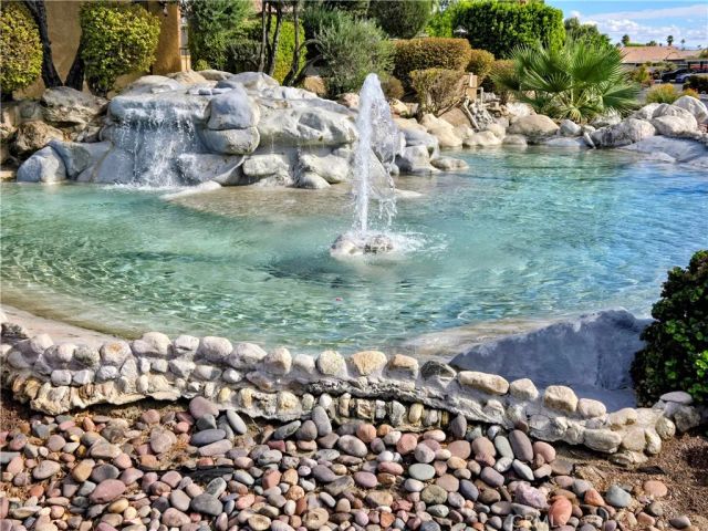 31200 Landau Boulevard, Cathedral City, CA 92234