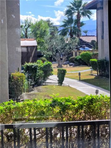 31200 Landau Boulevard, Cathedral City, CA 92234