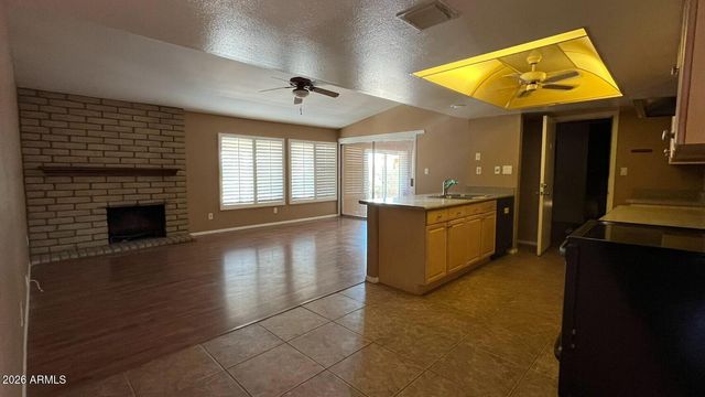 11233 S TOMAH Street, Phoenix, AZ 85044