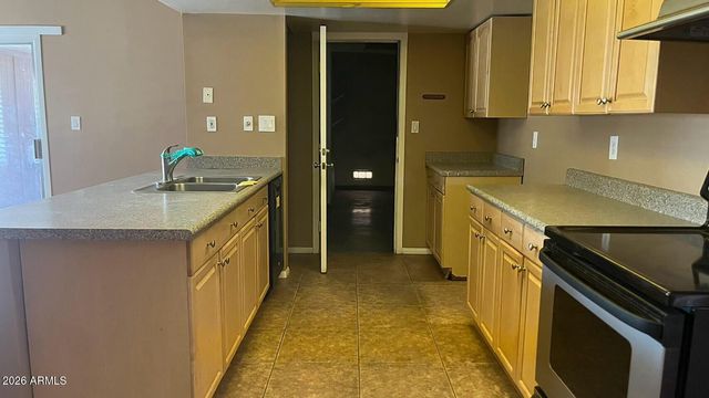 11233 S TOMAH Street, Phoenix, AZ 85044