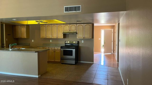 11233 S TOMAH Street, Phoenix, AZ 85044