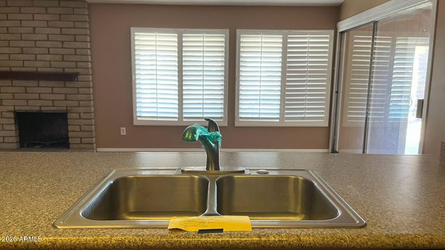 11233 S TOMAH Street, Phoenix, AZ 85044