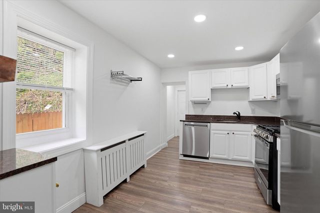 286 LEVERINGTON AVE, Philadelphia, PA 19128