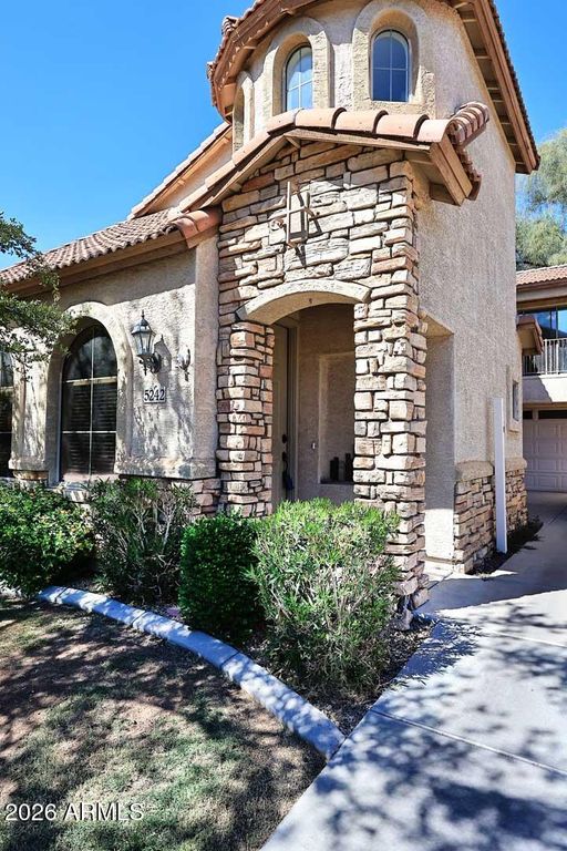 5242 E HILTON Avenue, Mesa, AZ 85206 — photo 3