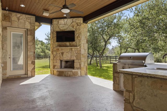 812 Jennings Branch RD, Georgetown, TX 78633