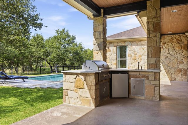812 Jennings Branch RD, Georgetown, TX 78633