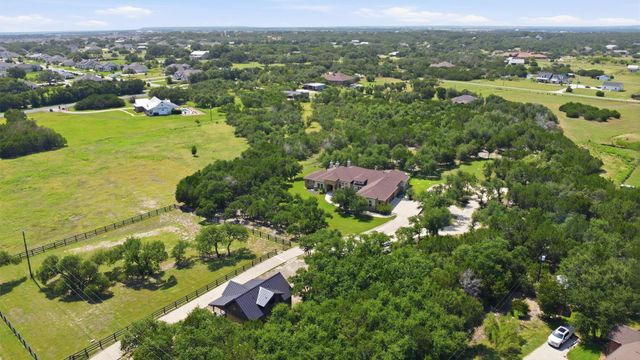 812 Jennings Branch RD, Georgetown, TX 78633