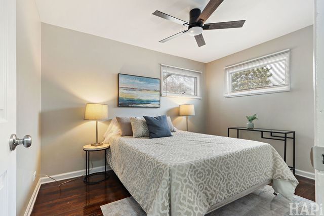 75 Carthage Lane, Hoffman Estates, IL 60169