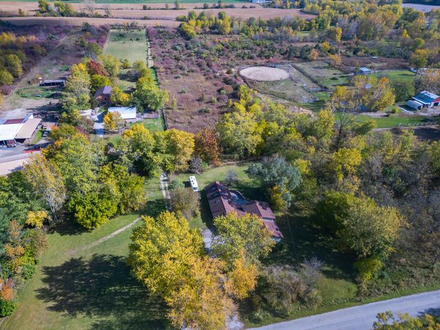 28465 S Western Avenue, Beecher, IL 60401