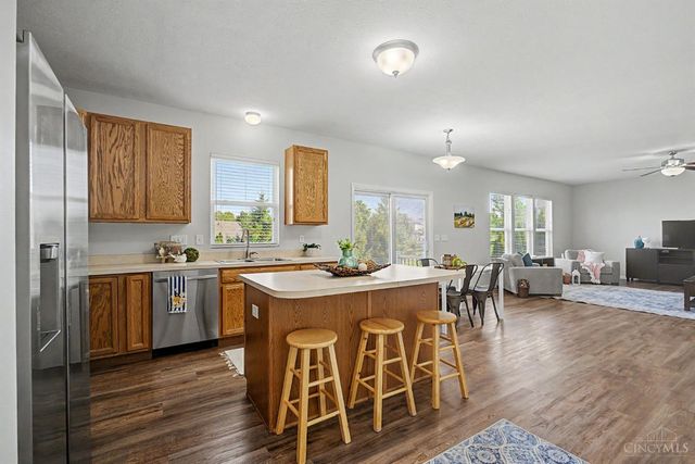 414 Lake Haven Court, Lebanon, OH 45036