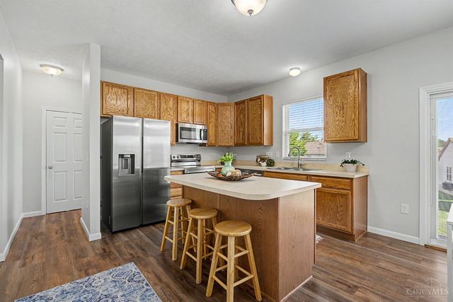 414 Lake Haven Court, Lebanon, OH 45036