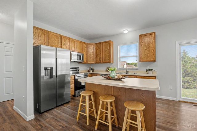 414 Lake Haven Court, Lebanon, OH 45036