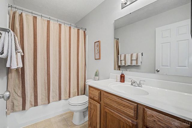414 Lake Haven Court, Lebanon, OH 45036