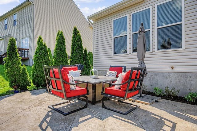 414 Lake Haven Court, Lebanon, OH 45036