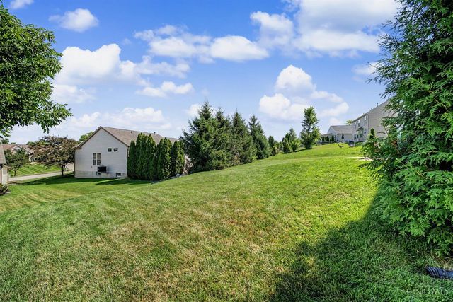 414 Lake Haven Court, Lebanon, OH 45036