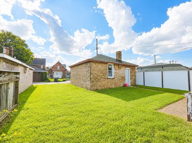 3724 Grand Boulevard, East Chicago, IN 46312