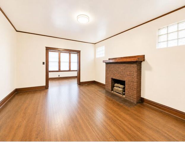 3724 Grand Boulevard, East Chicago, IN 46312