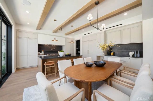 4538 Wortser Avenue, Studio City, CA 91604
