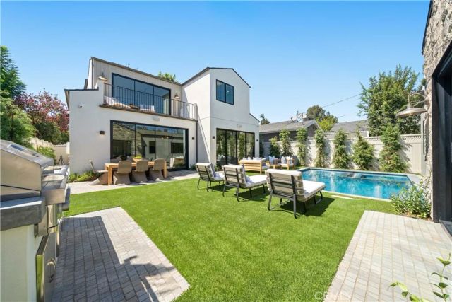 4538 Wortser Avenue, Studio City, CA 91604