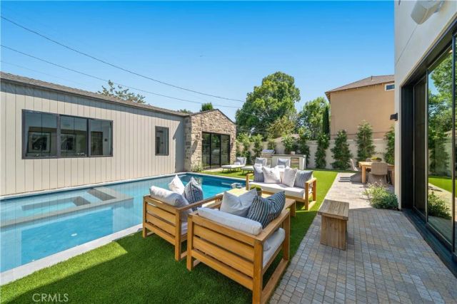 4538 Wortser Avenue, Studio City, CA 91604