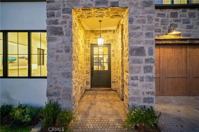 4538 Wortser Avenue, Studio City, CA 91604