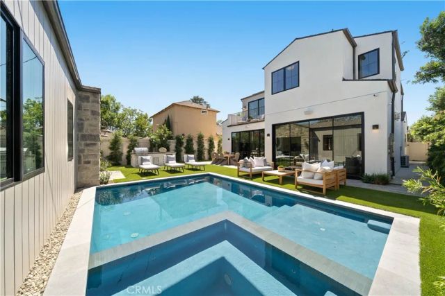4538 Wortser Avenue, Studio City, CA 91604