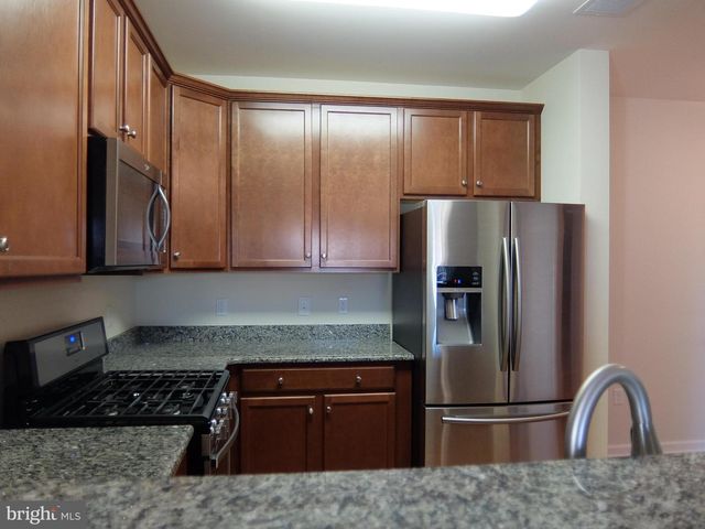 1132 HALIFAX PL, Hamilton, NJ 08619