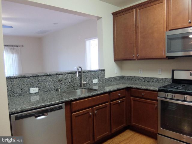 1132 HALIFAX PL, Hamilton, NJ 08619