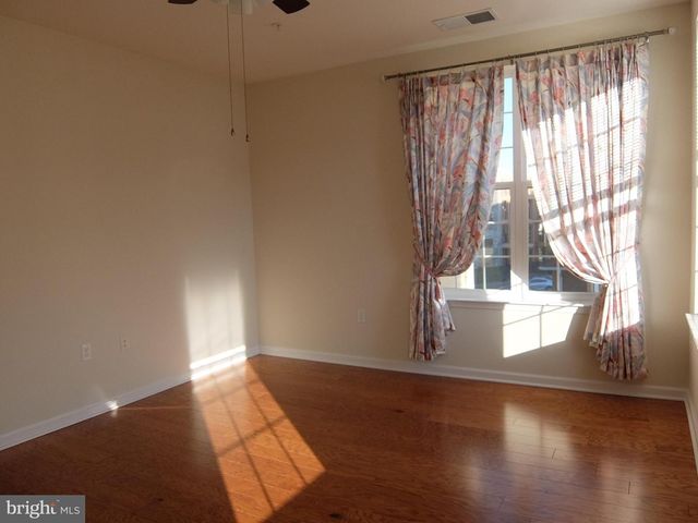 1132 HALIFAX PL, Hamilton, NJ 08619