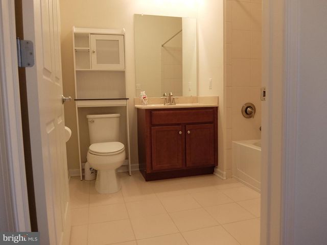 1132 HALIFAX PL, Hamilton, NJ 08619