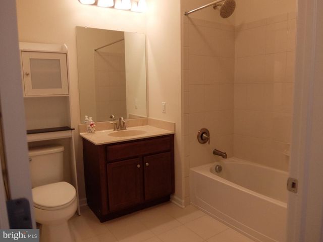 1132 HALIFAX PL, Hamilton, NJ 08619