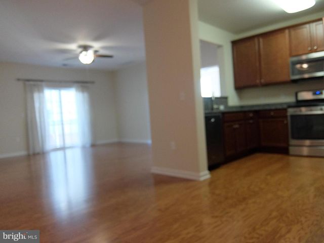 1132 HALIFAX PL, Hamilton, NJ 08619