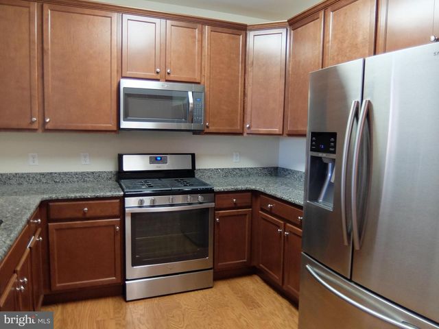 1132 HALIFAX PL, Hamilton, NJ 08619