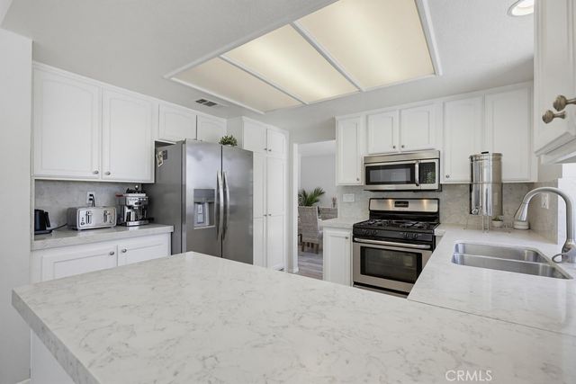 25851 Miramonte Drive, Mission Viejo, CA 92692