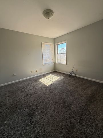 5825 Fairfield Avenue, Shreveport, LA 71106