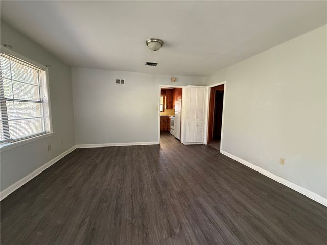 5825 Fairfield Avenue, Shreveport, LA 71106