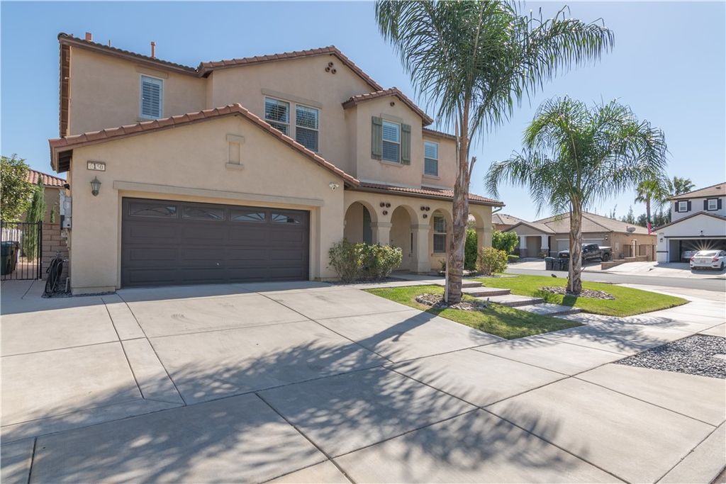 6150 Cripple Creek, Eastvale, CA 92880 — photo 2