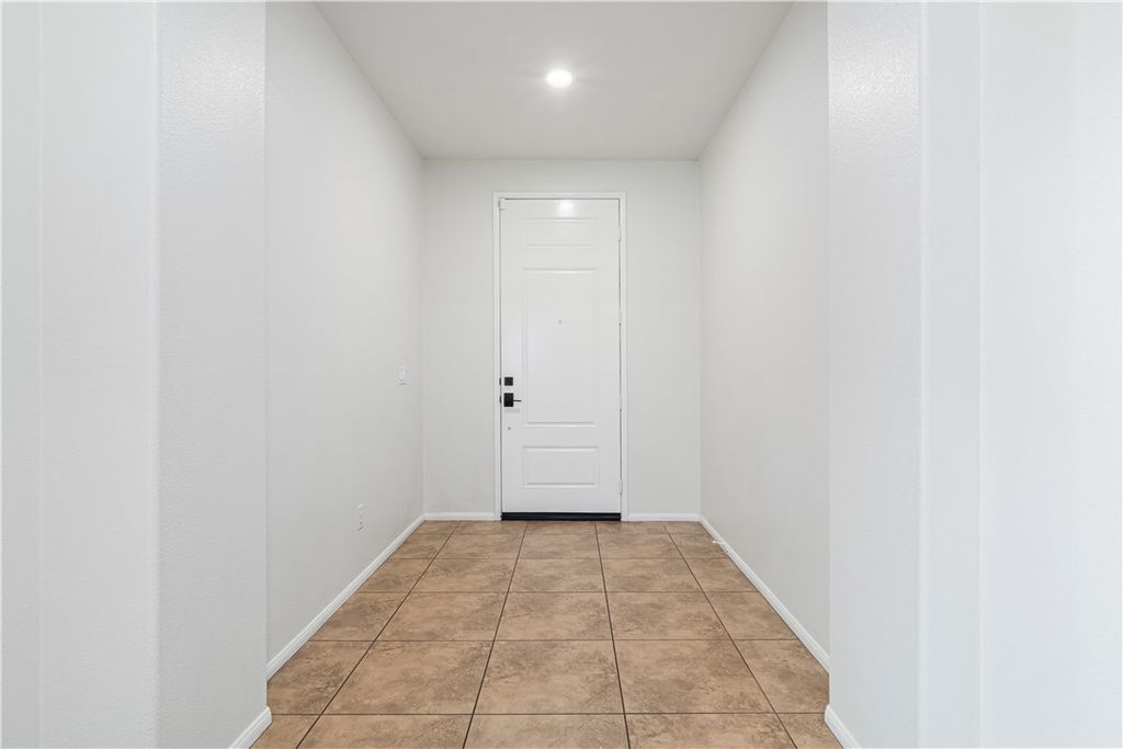 6150 Cripple Creek, Eastvale, CA 92880 — photo 5