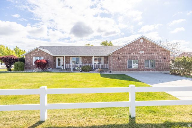 2162 S 2850 W, West Haven, UT 84401