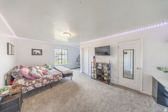 2162 S 2850 W, West Haven, UT 84401