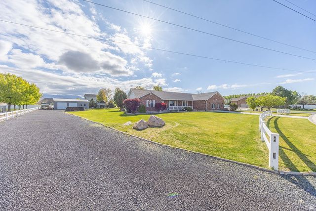 2162 S 2850 W, West Haven, UT 84401