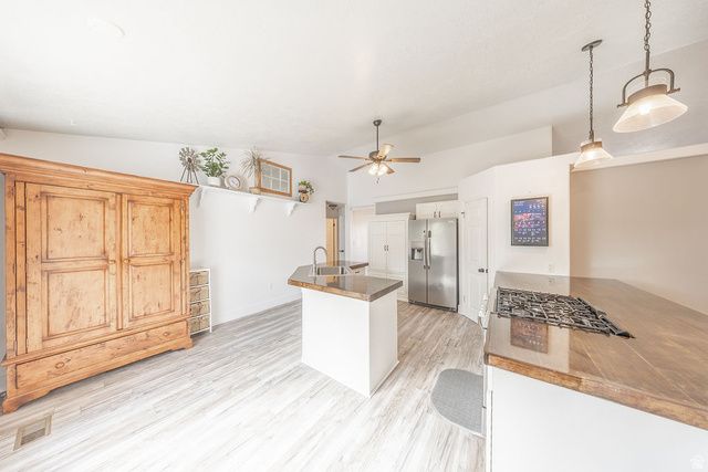 2162 S 2850 W, West Haven, UT 84401