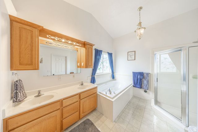 2162 S 2850 W, West Haven, UT 84401